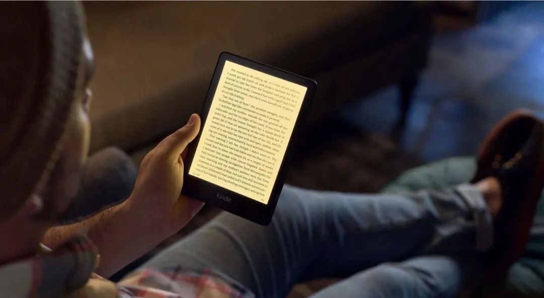 快「凉」的 Kindle，成了今天最大的「热」搜